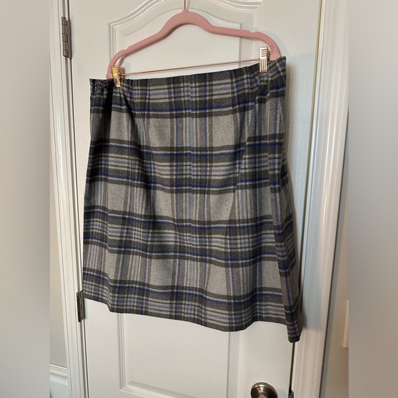 Talbots Dresses & Skirts - Talbots Gray/Blue Plaid Pencil Skirt Size 18W